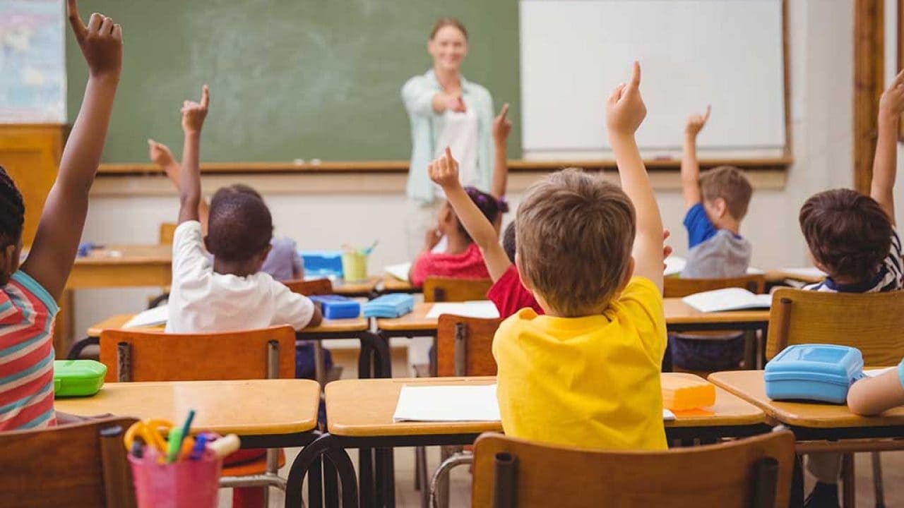 مشروع بناء مدرسة